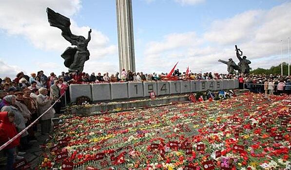 Какая судьба ждет Памятник Освободителям от фашизма в Латвии?
