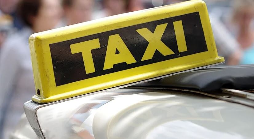 Горячая линия по услугам такси и каршеринга начала работу в столичном Роспотребнадзоре