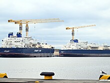 Удар по энергетической помощи: эсминец США преградил путь российскому танкеру