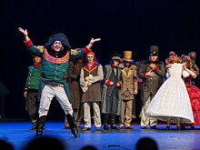 Фоторепортаж: Архангельский театр драмы представил в Краснодаре «Ревизора»