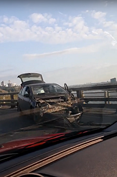 Внимание: авария на метромосту