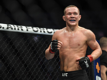 Ян и Алдо провели дуэль взглядов перед поединком за титул чемпиона UFC