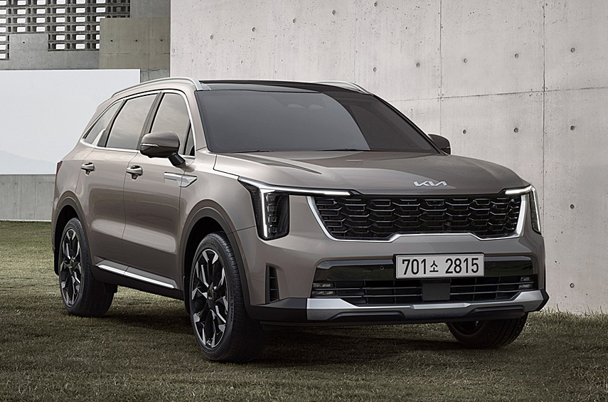 Kia Sorento. В Южной Корее дебютировал обновлённый кроссовер четвёртого поколения: он изменился в соответствии с фирменным стилем Opposites United.