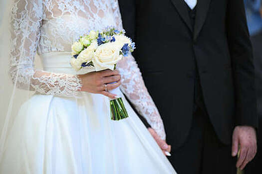 В Башкирии полицейский задержал и принудил участника СВО к фиктивному браку