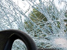 Почему повреждение авто предметом из-под чужих колес не считается ДТП