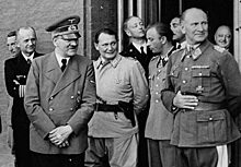Кого Гитлер в завещании назначил главой Германии