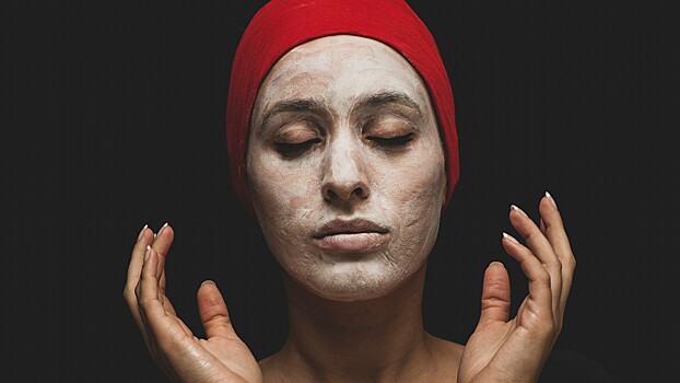 Косметолог посоветовал четыре маски для лица в зимнее время