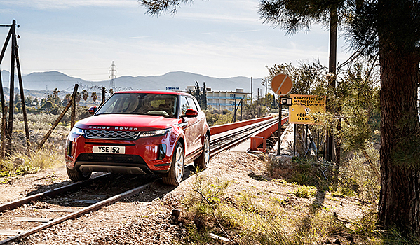 Новый Range Rover Evoque: комплектации, цены и первые впечатления