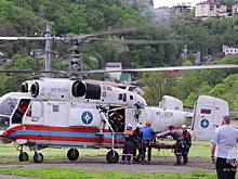 Россиянка с сыном сорвались со скалы в горах Сочи