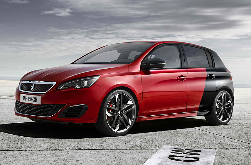 Peugeot 308 GTi. На момент появления хот-хэтча прошлого компания была на подъёме. Выходу «триста восьмому» предшествовал дебют великолепного 208 Gti, но более крупный спорткар не разочаровал. Он будоражил фантазии ценителей жанра расширенной колеёй, уменьшенным на 11 мм клиренсом, спортивной подвеской и более дерзким интерьером.