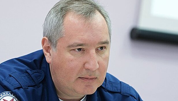 "Он еще и шьет на дому": Рогозин высмеял Климкина