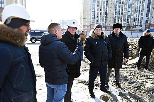 Александр Бурков: Дети сядут за парты в новой школе "Серебряного берега" точно в срок