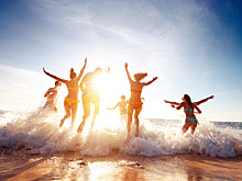 О болезнях, которыми можно заразиться при купании в теплом море, предупредили россиян