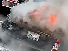 Машина телеведущего издала «смешные звуки» и загорелась