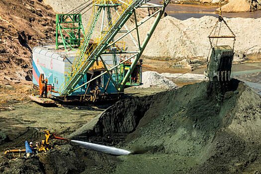 Калининградский янтарный комбинат побил рекорд по добыче сырца, установленный в конце ХХ века