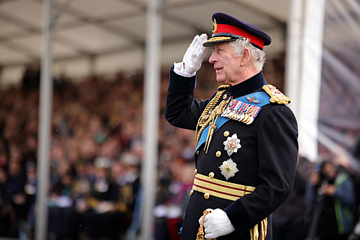 Sky News: Карл III не намерен приостанавливать свои обязанности из-за рака