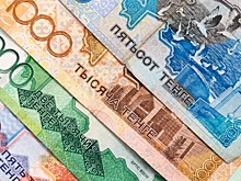 Тенге упал до исторического минимума