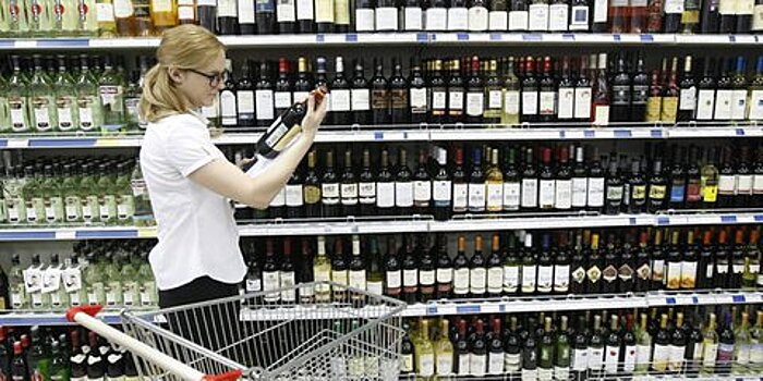 Замена старых акцизных марок на алкоголь не скажется на ценах – эксперт
