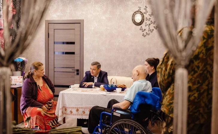 Врио губернатора Курска поздравил со 101-летием участника ВОВ