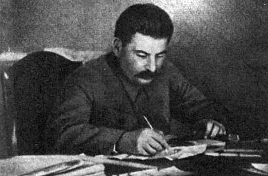 «Волчьи рисунки Сталина»: что на самом деле они означали