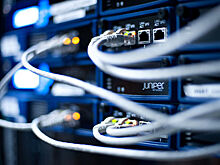 «Акадо» Виктора Вексельберга распродает активы