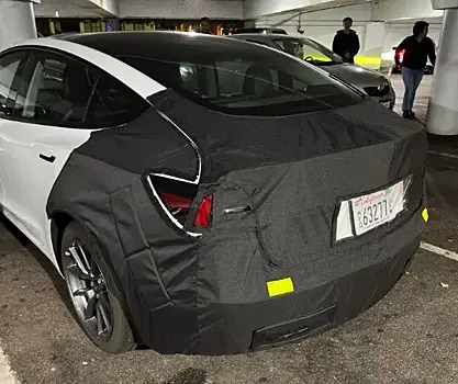 Опубликованы фото Tesla Model 3 в новом кузове
