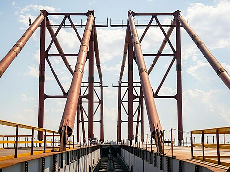 В Югре завершена стыковка пролетов второго моста через Обь в районе Сургута