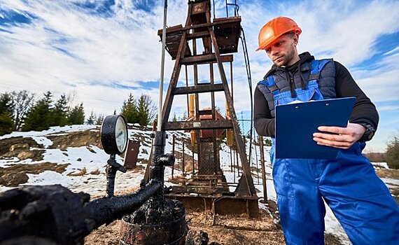 "Реальность такова, что объемы нефти, добываемые в нашей стране, заменить на мировом рынке нечем"