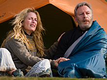 «Солёная тропа»: стоит ли смотреть фильм о пенсионерах, которые остались без дома