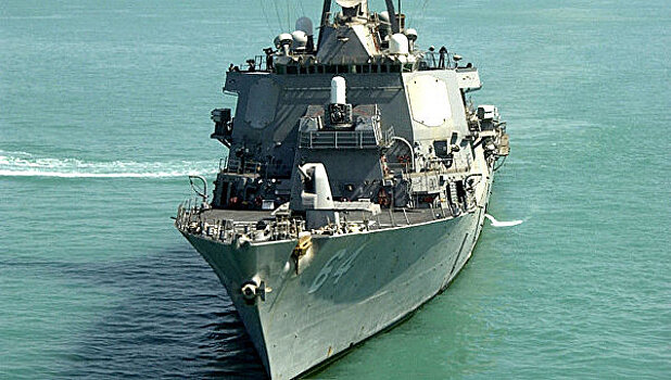Ракетный эсминец ВМС США покинул акваторию Чёрного моря