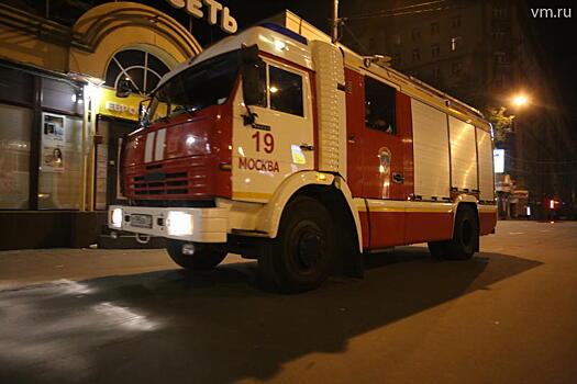 Два автобуса сгорели на западе Москвы