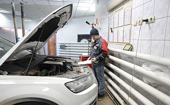 Дефицит пунктов техосмотра в Новосибирске зафиксировали в ГИБДД