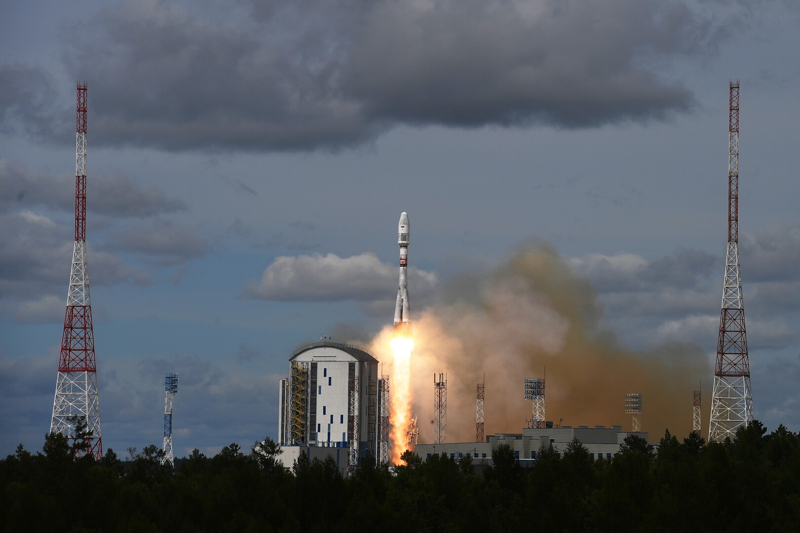 От старта до приземления: бактерии смогли пережить полет в космос