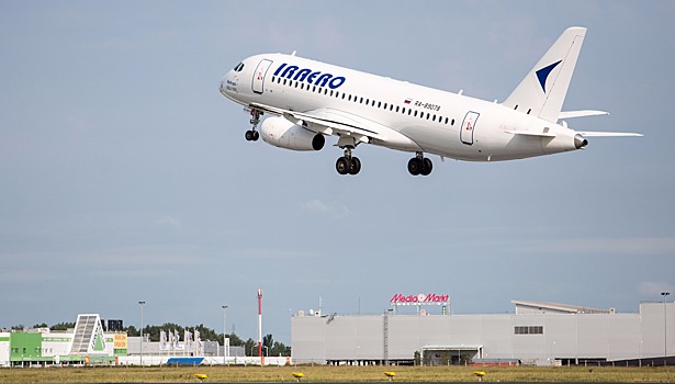 "ИрАэро" открывает новый авиарейс из Красноярска в Магадан