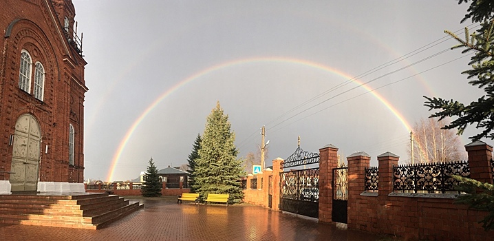Фото дня. Двойная радуга после грозы раскрасила нижегородское небо
