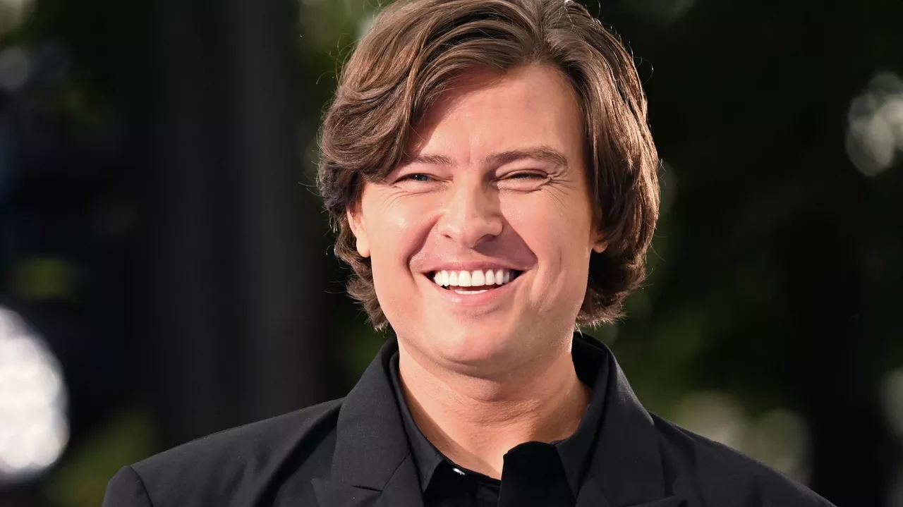 Шаляпин купил автомобиль за 9 миллионов рублей