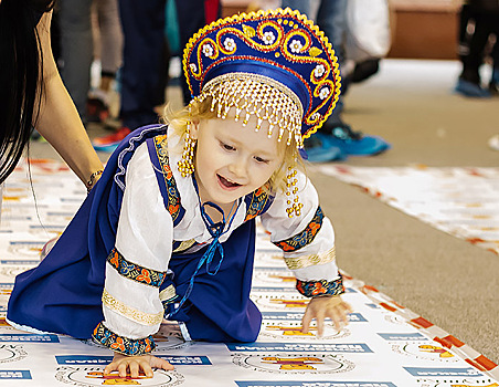 Спортсмены рвались к финишу, не жалея коленок