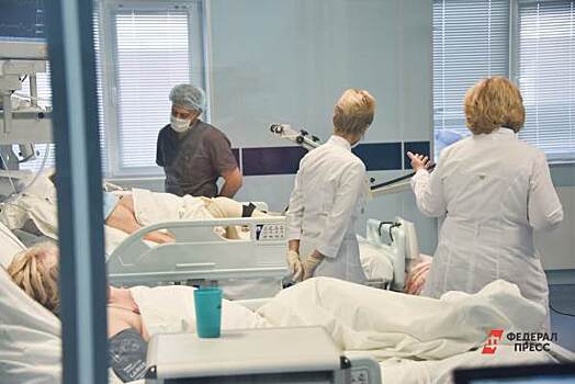 ​«На рынке труда – конкуренция за врачей». Как жители витринного города «ЛУКОЙЛа» в Югре не могут получить медпомощь