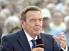 Шредер назвал ошибкой бойкот Путина на G7