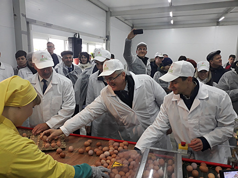 Пензенский губернатор принял участие в открытии современной птицефабрики