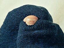 Калининградца ударили ножом из-за носков в самолете