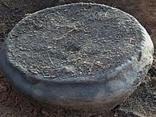 Археологи нашли уникальный погребальный сосуд