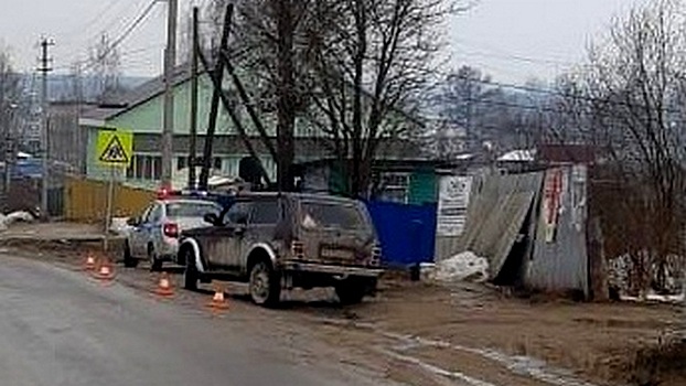 Пешехода сбил вологжанин на отечественной легковушке