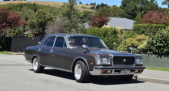 Toyota Century — совершенный автомобиль из 1980 годов