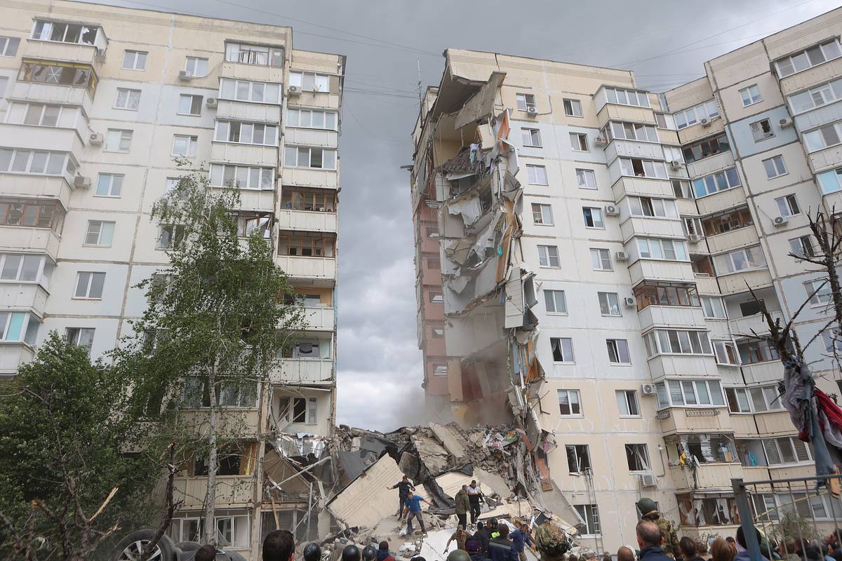 Стало известно о новых погибших после обрушения многоэтажки в Белгороде