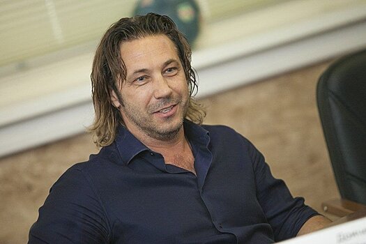 Мостовой о стажировке Кержакова в «Севилье»: «Мне много раз предлагали, тем более в «Сельте», но в Испании лет 8 не был, не всегда можешь поехать, куда хочешь»