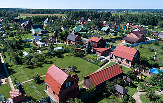 Ставки, льготы и база: как рассчитать земельный налог для физлиц