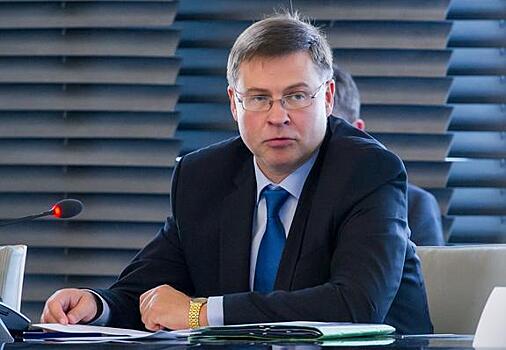 Введением санкций в новой ЕК займется еврокомиссар от Латвии Валдис Домбровскис