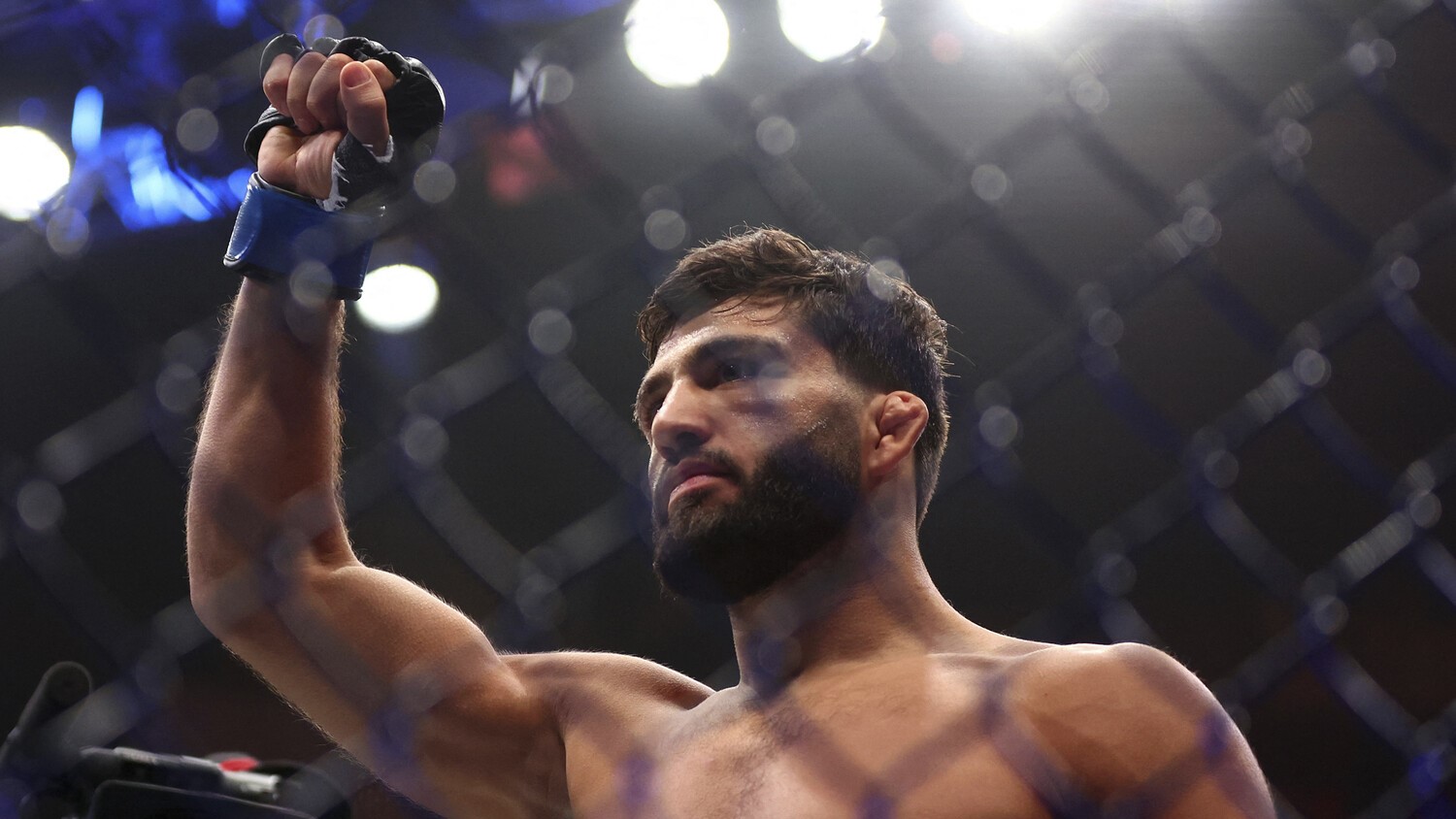 Царукян: Топурия ведет себя как суперзвезда, но я спущу его на землю