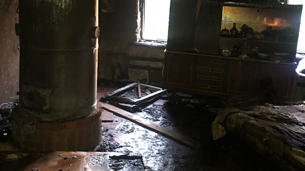 Молодой аткарчанин до смерти избил мать и пытался сжечь её дом
